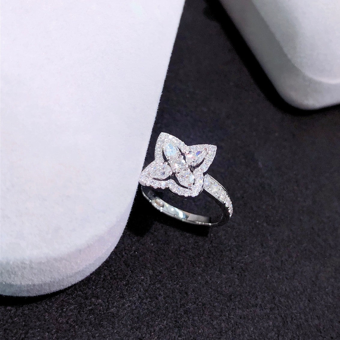 14K Lucky Four Leaf Ring