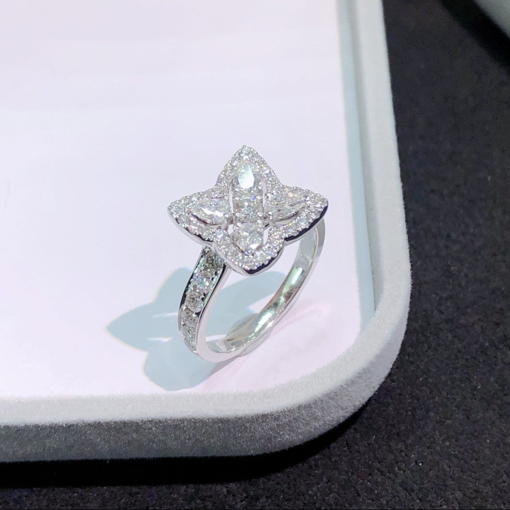 14K Lucky Four Leaf Ring