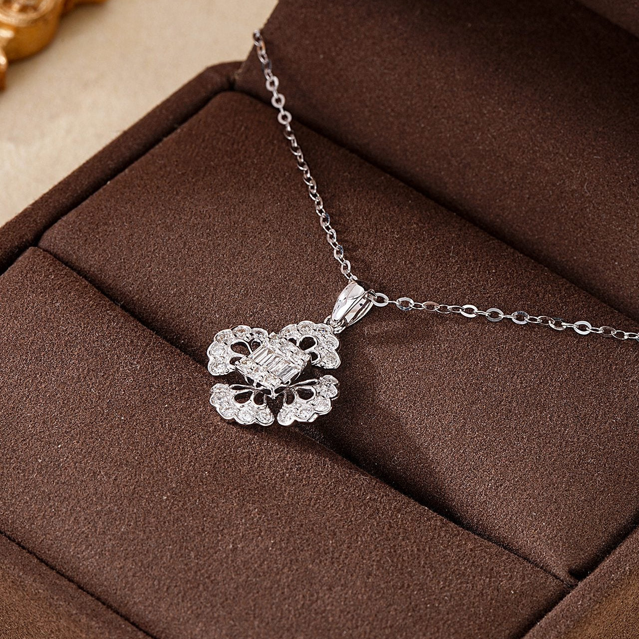 14K Lab Grown Diamond Clover Sugar Pendant