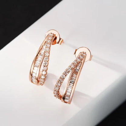 Lab Grown Diamond Round T-shaped Earrings