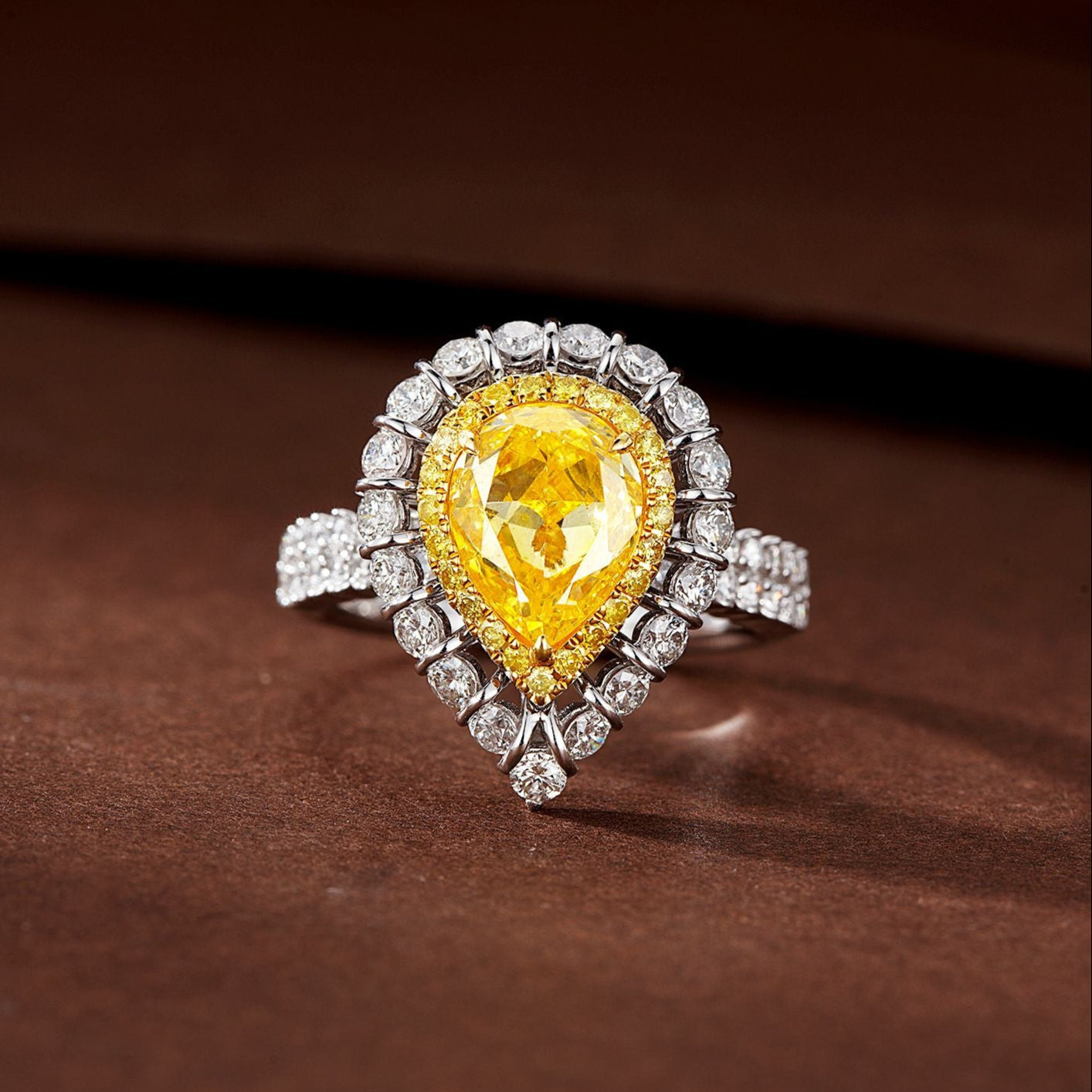 14K Yellow Diamond Water Drop Double Row Straight Arm Ring