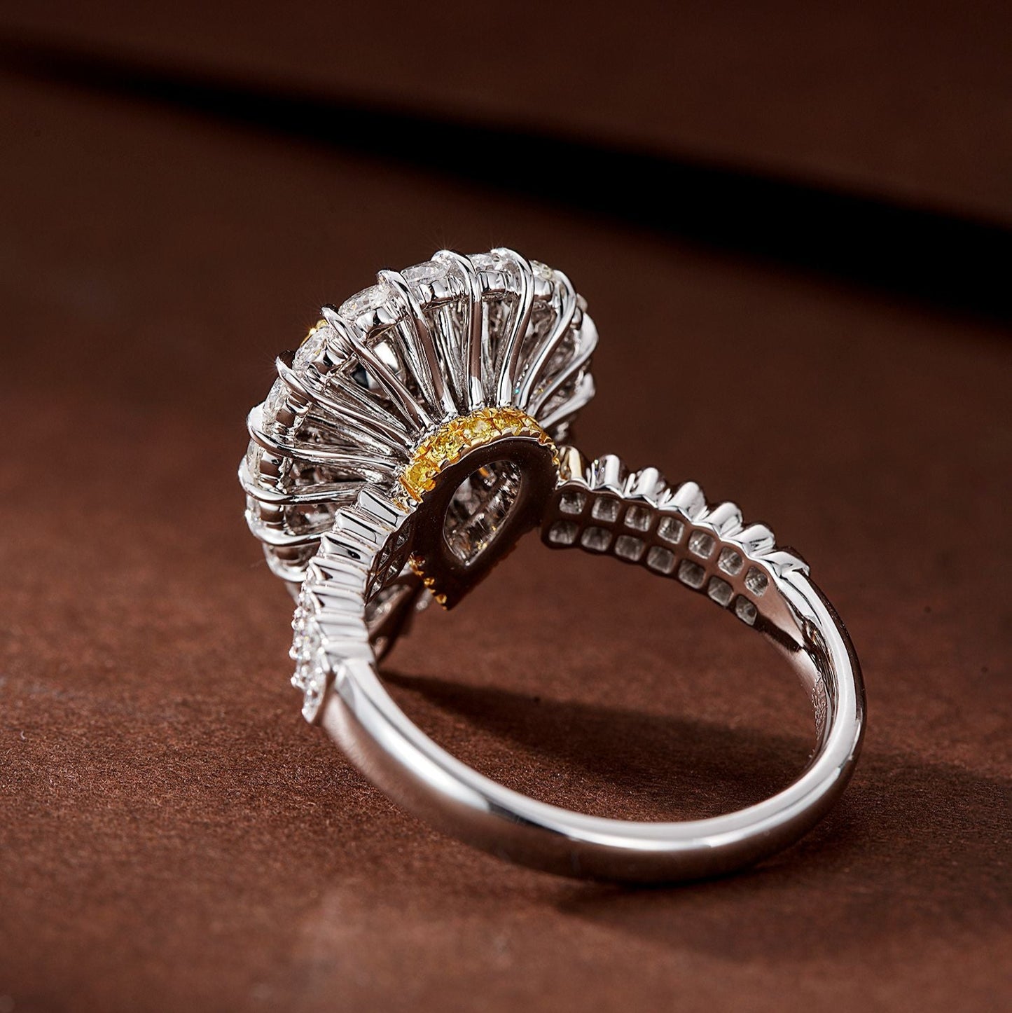 14K Yellow Diamond Water Drop Double Row Straight Arm Ring