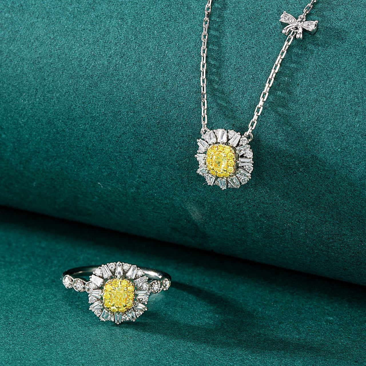 14K Yellow Diamond Round Diamond Ring Arm Circumference T Pillow Shaped Ring