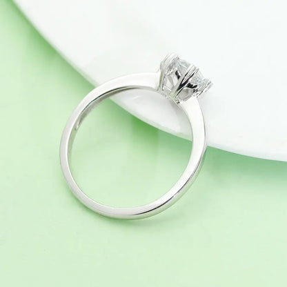 S925 Silver Simple Style 1ct Round Lab Grown Diamond Heart Six‑Prong Ring