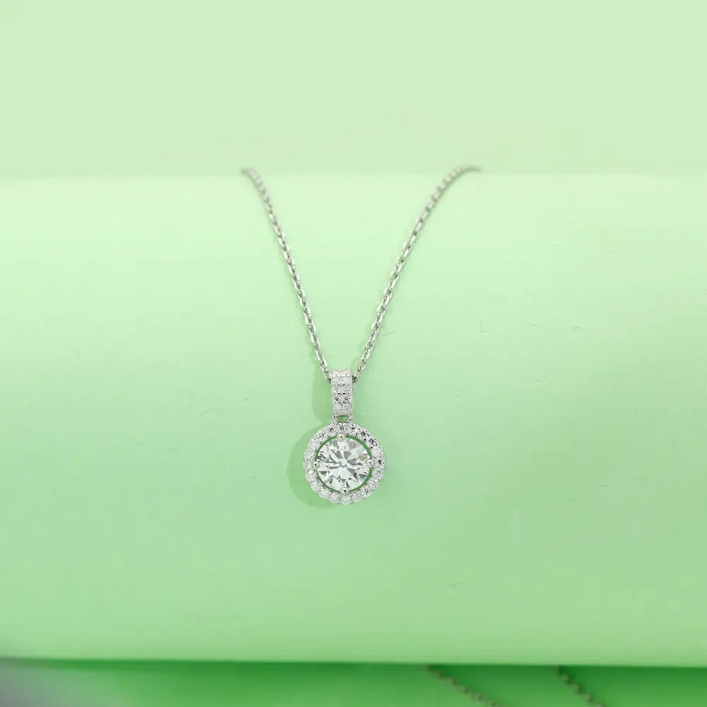 S925 Silver Brilliant Halo Solitaire Lab Grown Diamond Necklace