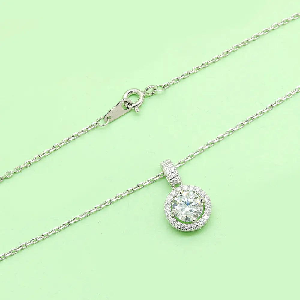 S925 Silver Brilliant Halo Solitaire Lab Grown Diamond Necklace