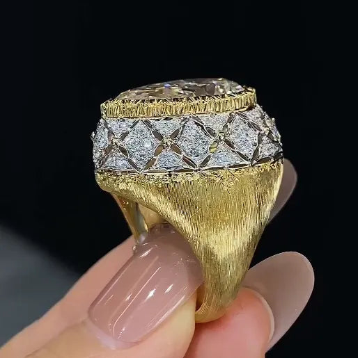 18K Gold Luxury Filigree Lab Grown Diamond Pear Shape Ring