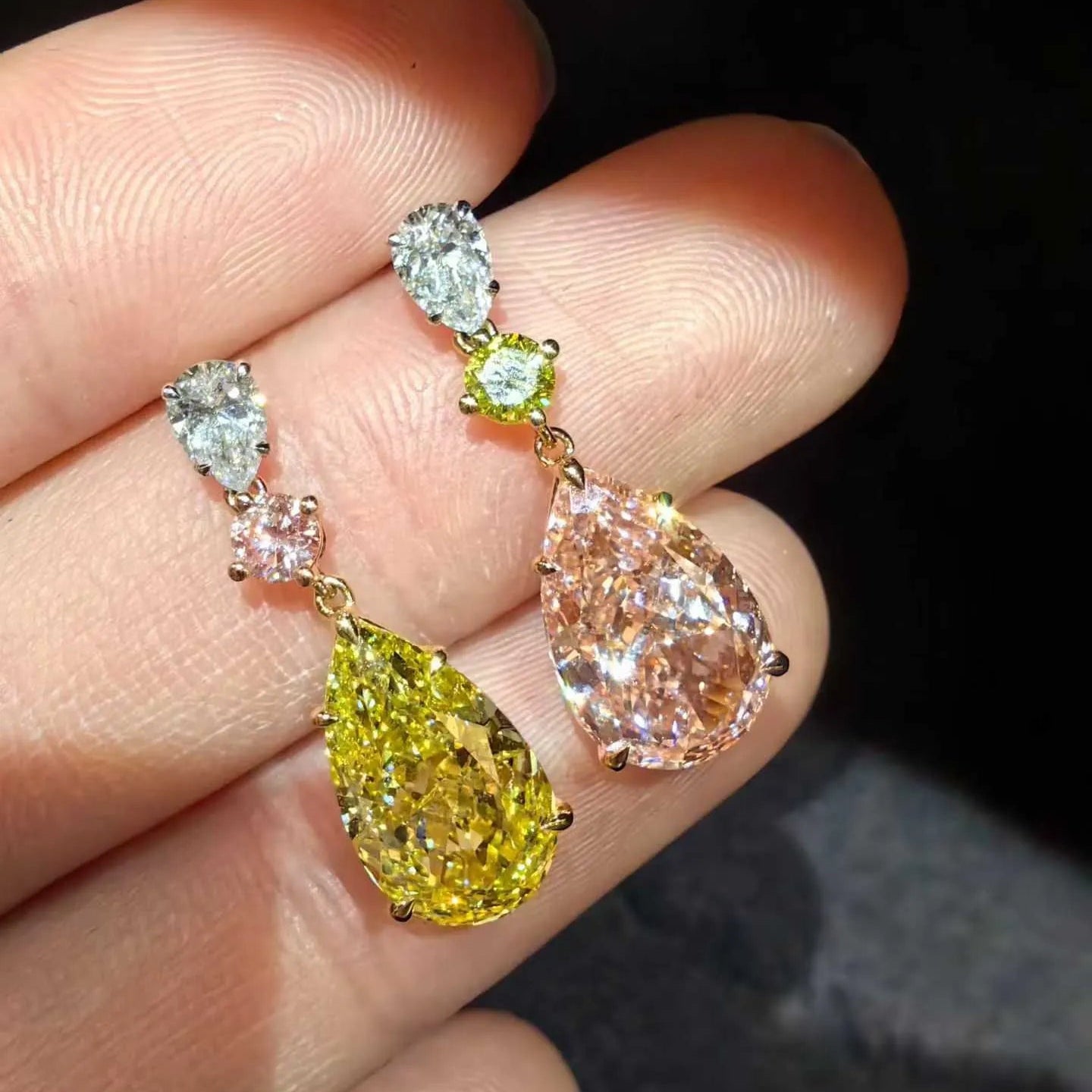 18k Gold Lab Grown Pink Diamond & Lab Grown Yellow Diamond Drop Earrings