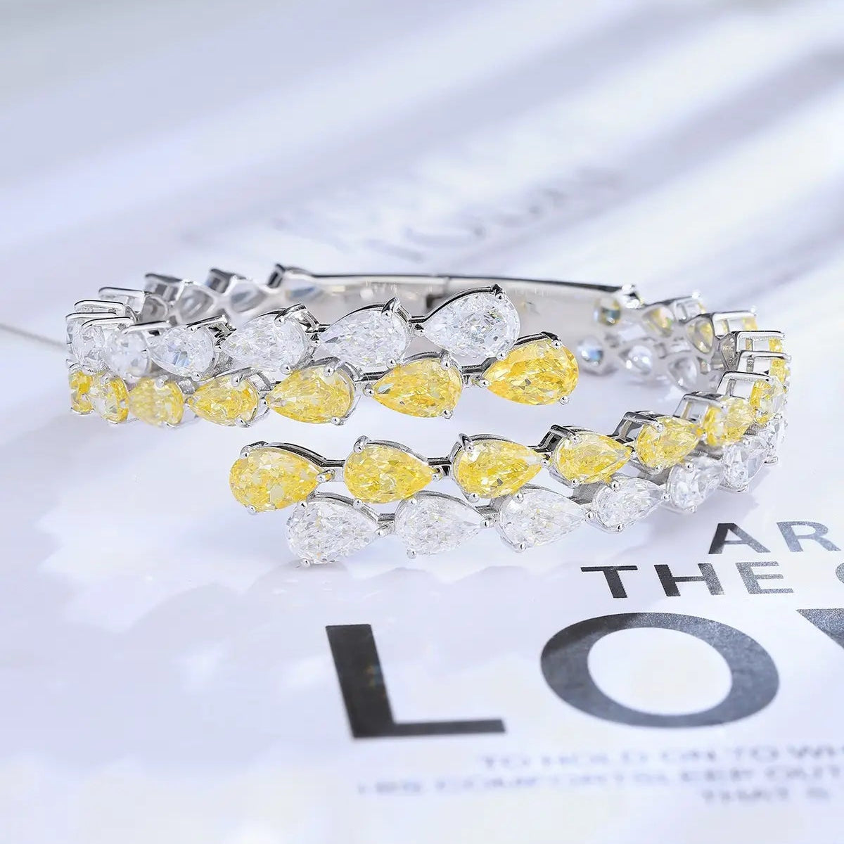 S925 Silver 32.67ct Yellow White Sparkling Zircon Water Drop Bracelet A