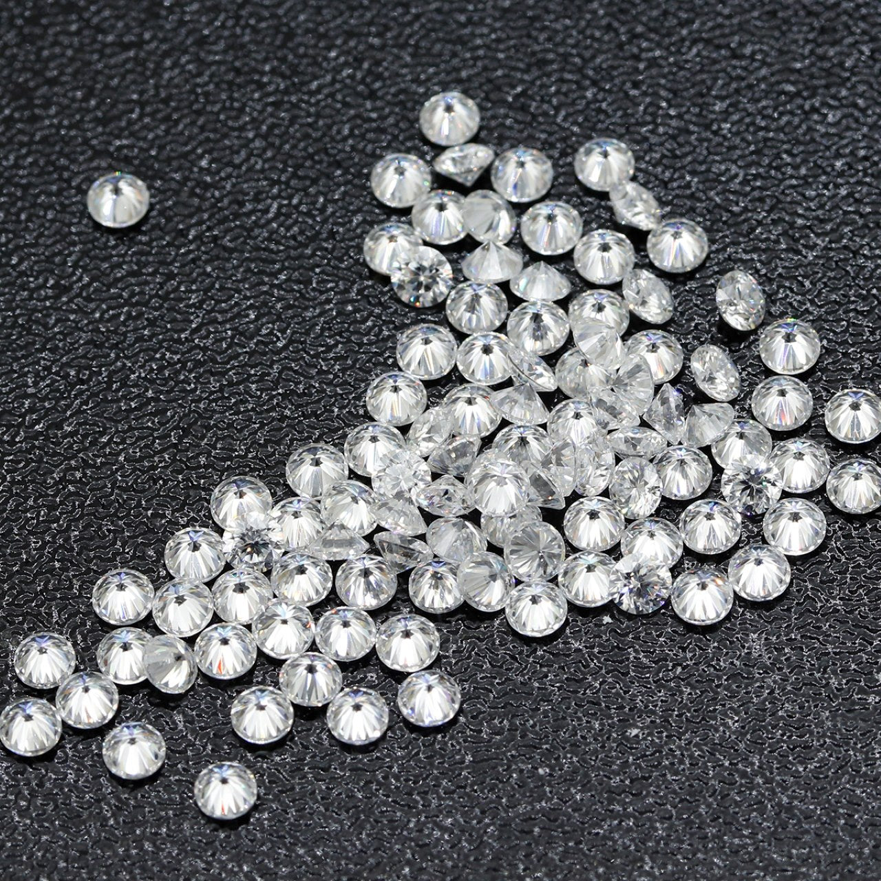 HTHP Lab Diamond Round DEF Color VVS-VS Small Size Diamonds 0.8-3.0mm 1ct/Pack