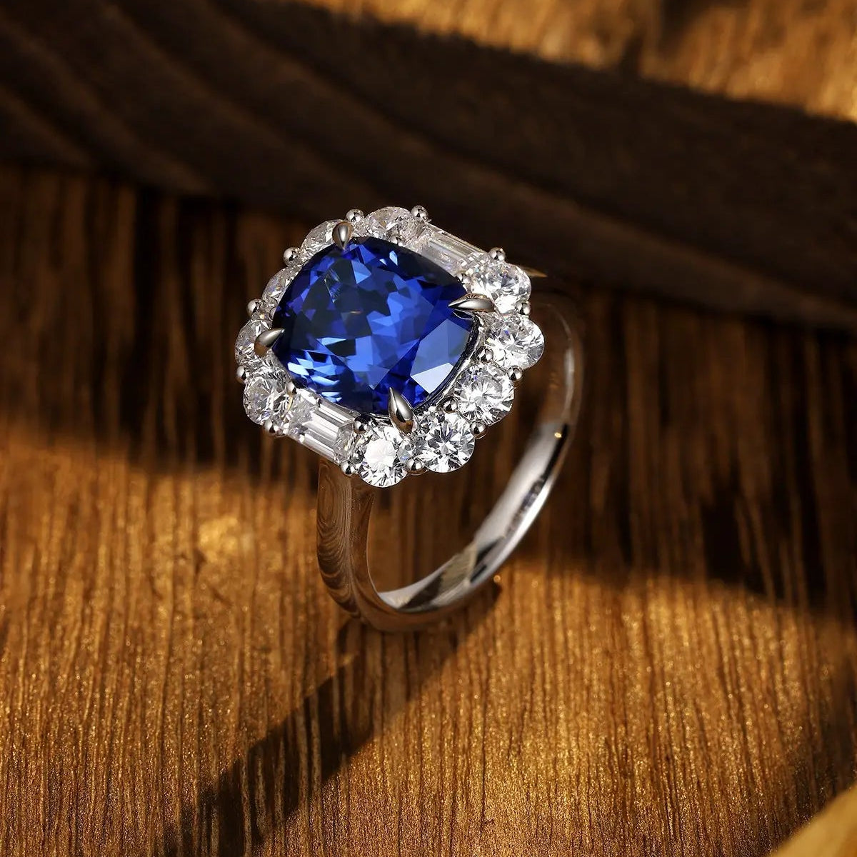 S925 Silver 5.06ct Cushion Shape Lab Grown Sapphire Ring