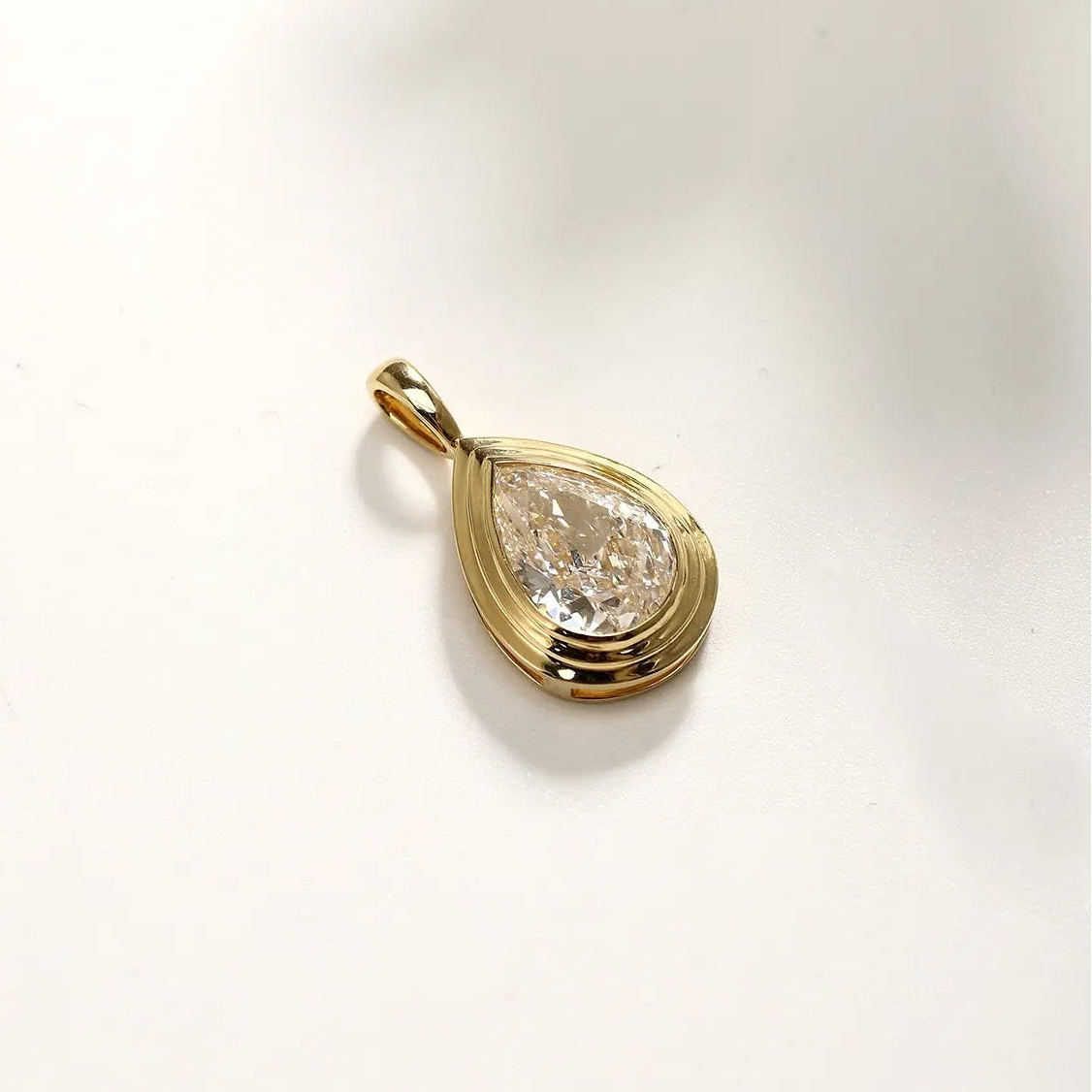 18K Lab Grown Grown Diamond Pendant