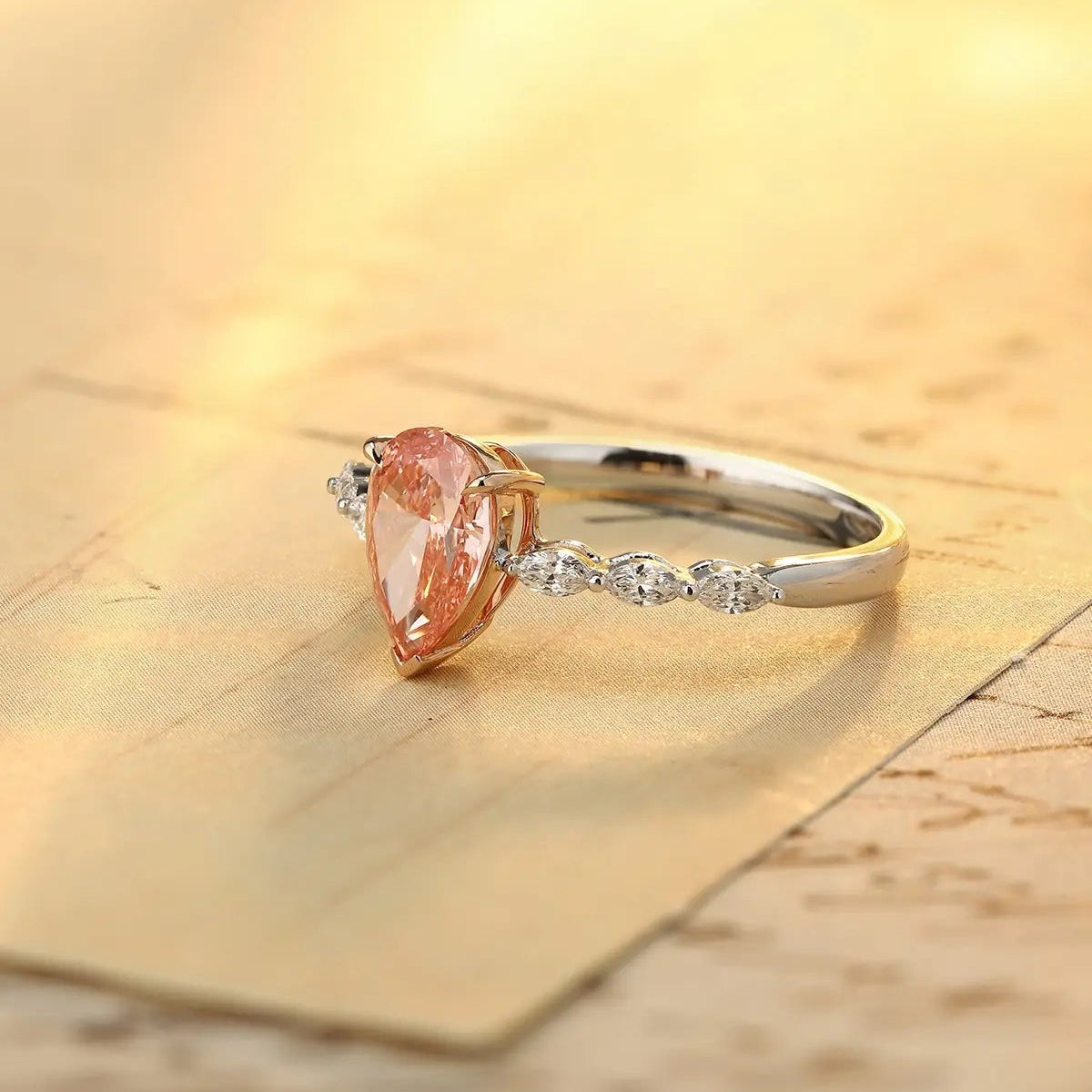 PT950 + 18K 1.01ct Pear Shape Lab Grown Red Diamond Ring