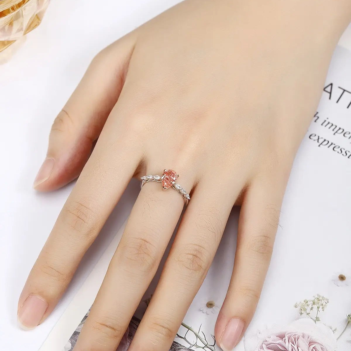 PT950 + 18K 1.01ct Pear Shape Lab Grown Red Diamond Ring