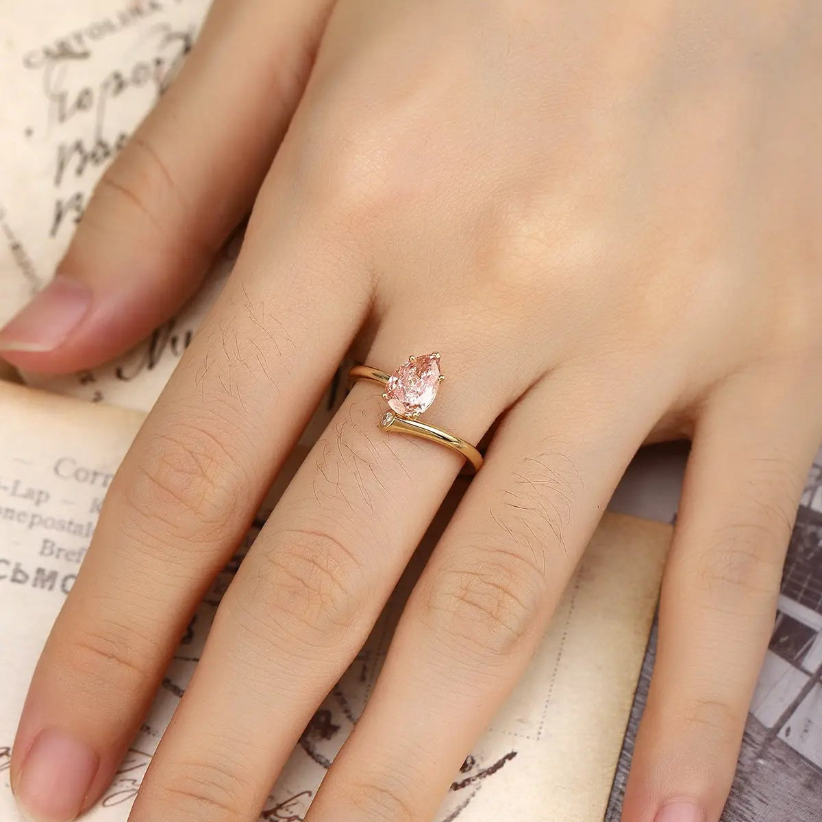 18K Gold 1.25ct Pear Shape Lab Grown Red Diamond Ring