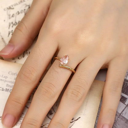18K Gold 1.25ct Pear Shape Lab Grown Red Diamond Ring