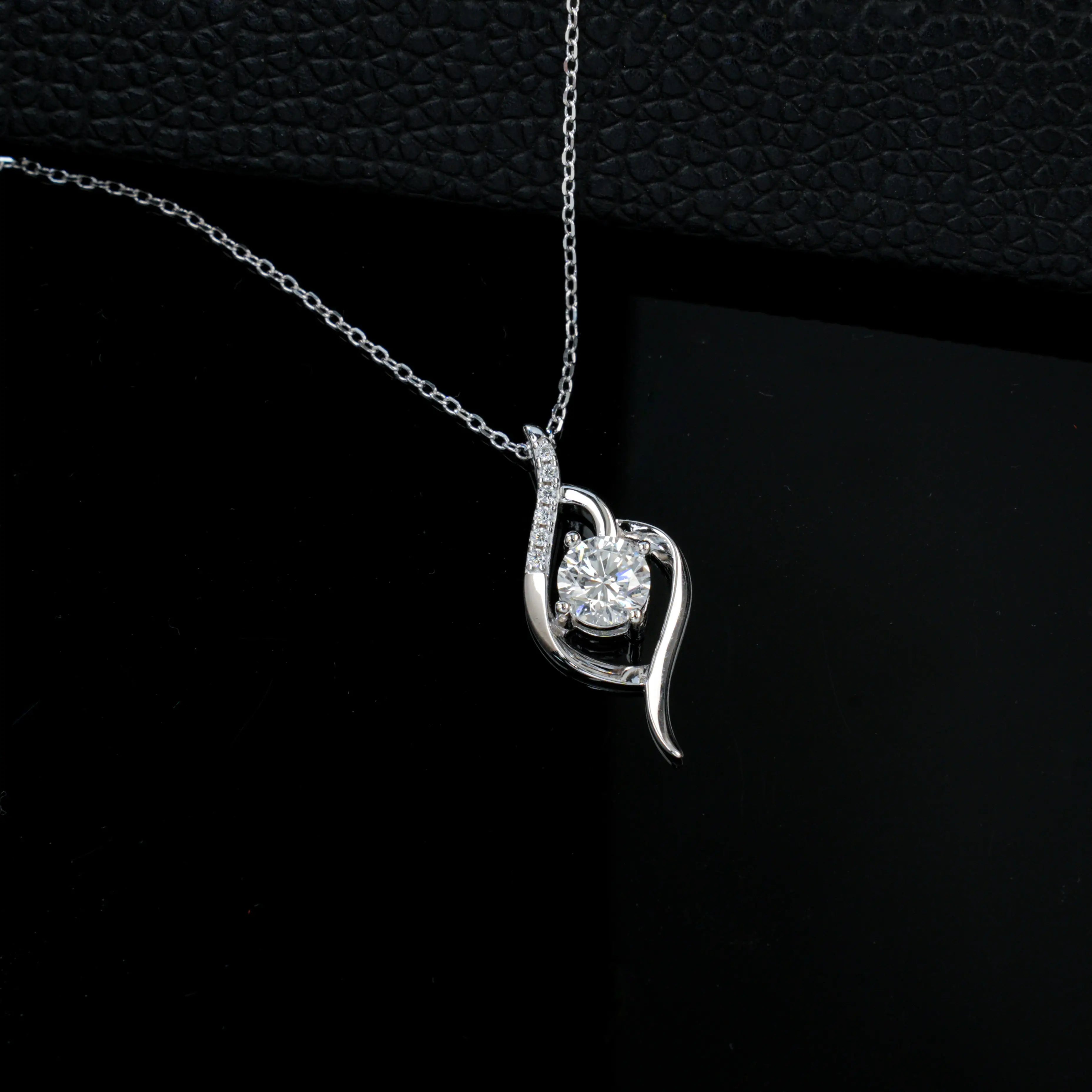 S925 Silver Ethereal Wing Lab Grown Diamond Necklace