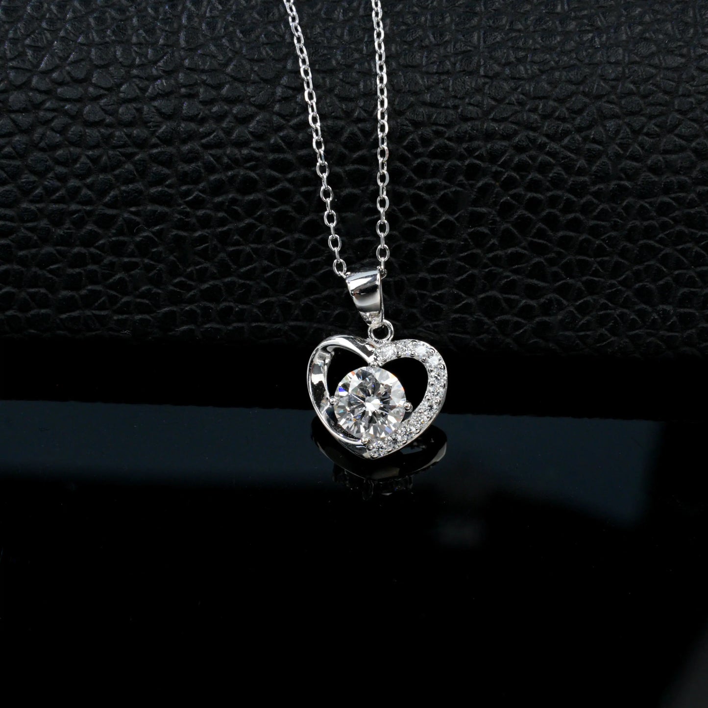 S925 Silver Heart Kiss Lab Diamond Diamond Necklace