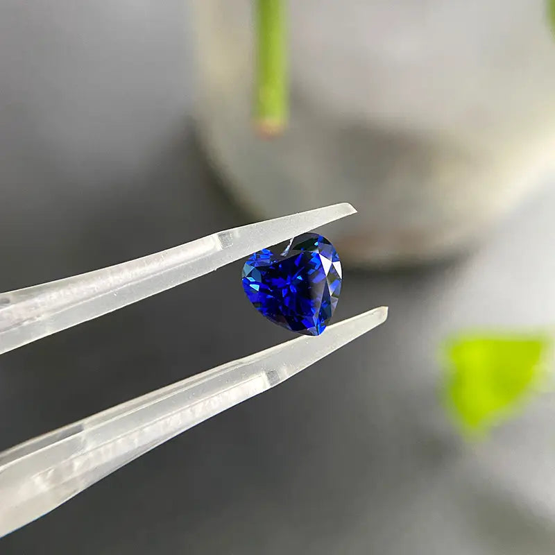 Czochralski Cultivate Sapphire Heart Shape