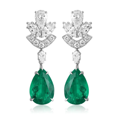 PT950 Cultured Diamond Cultured Emerald 5ct Pear Shape Stud Earrings