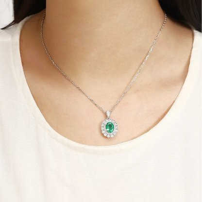 PT950 Lab Grown Diamond & Lab Grown Emerald 1.8ct Oval Shape Necklace