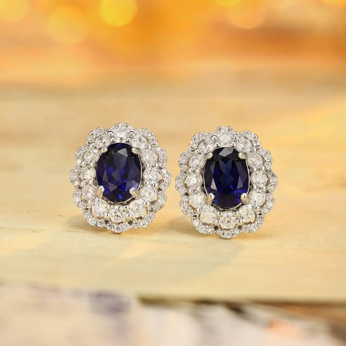 PT950 Lab Grown Diamond & Lab Grown Sapphire 2ct Oval Shape Earring