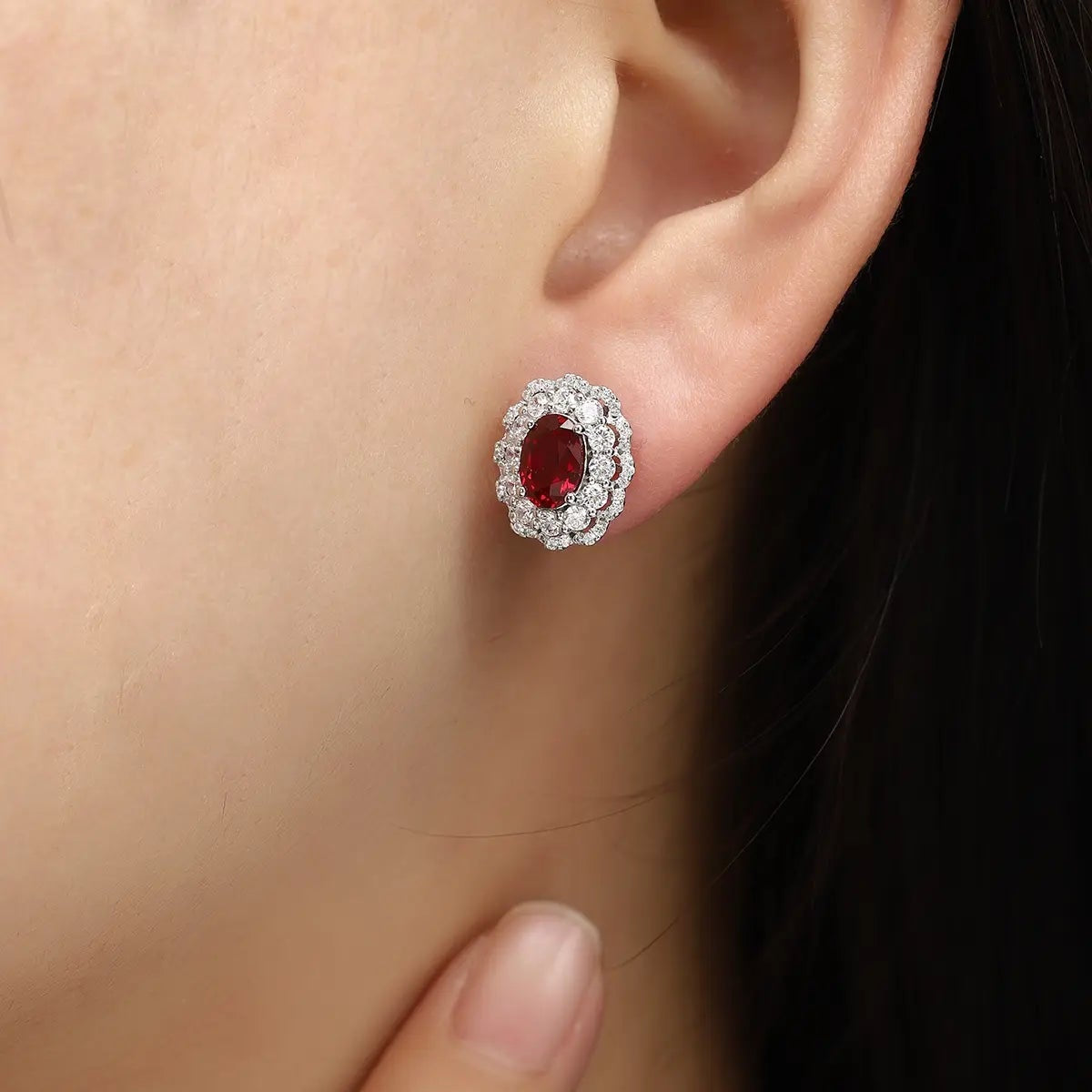 PT950 Lab Grown Diamond & Cultivated Ruby 2ct Oval Shape Earring