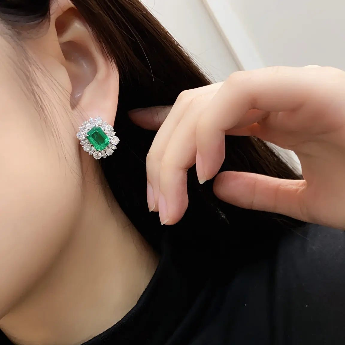 PT950 Lab Grown Diamond & Lab Grown Emerald 4ct Emerald Cut Earrings