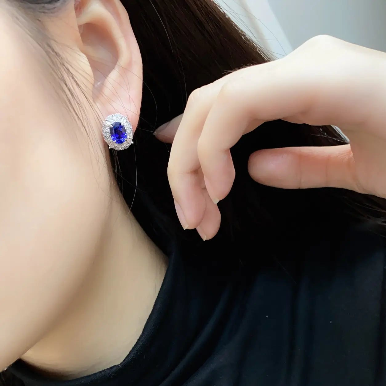 PT950 Lab Grown Diamond & Lab Grown Sapphire 3ct Oval Shape Earring