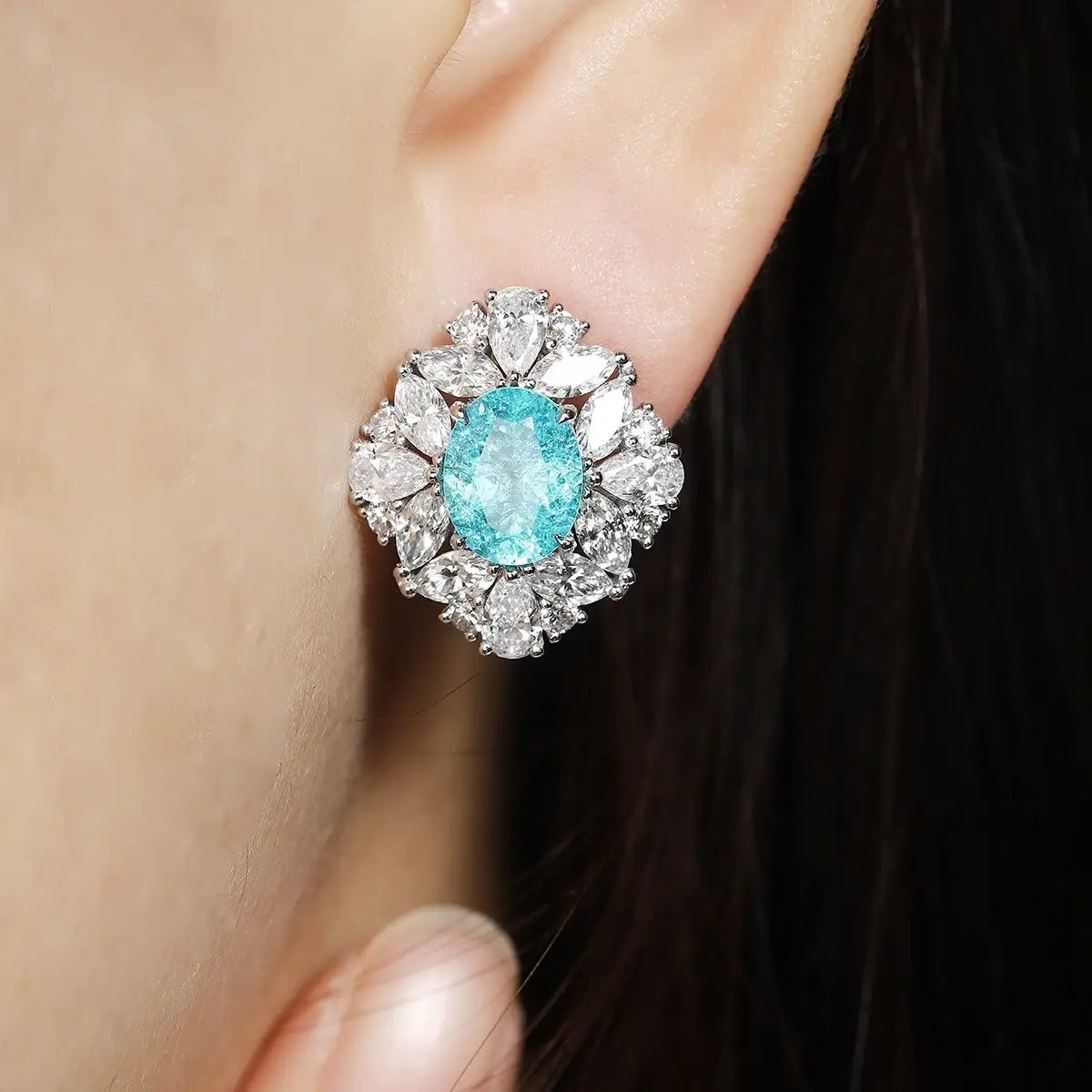 PT950 Lab Grown Diamond Lab Grown Paraiba 6.5ct Oval Shape Earrings