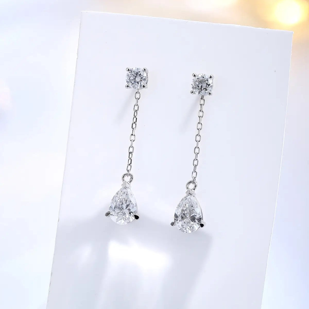 PT950 1ct Pear Shape Lab Grown Diamond Earrings
