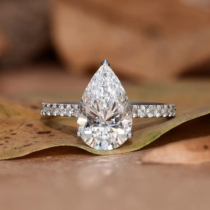 18K Lab Grown Diamond 3ct Drop Shaped Ring