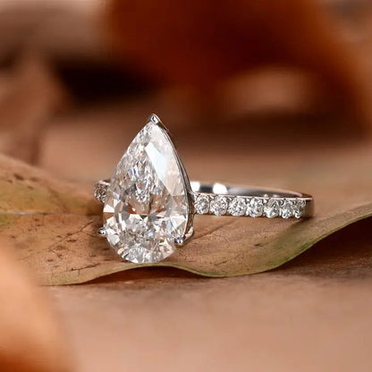 18K Lab Grown Diamond 3ct Drop Shaped Ring
