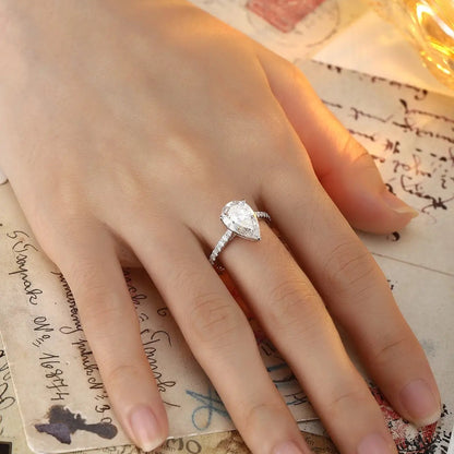 18K Lab Grown Diamond 3ct Drop Shaped Ring