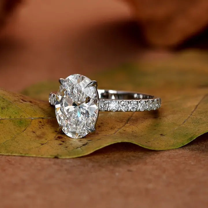 18K Lab Grown Diamond 3ct Oval Shape Ring