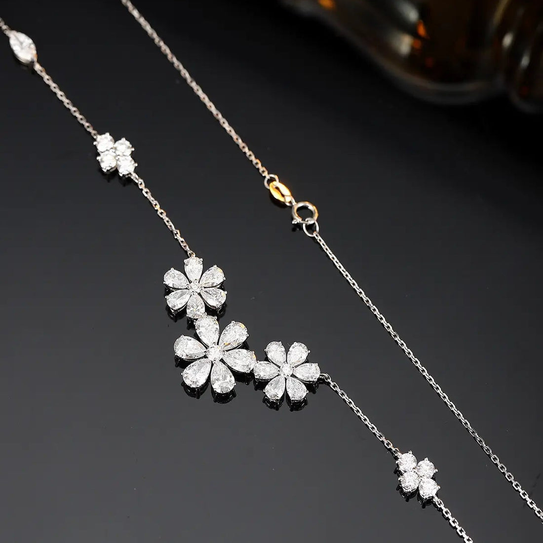 18K Lab Grown Diamond Flower Cluster Necklace