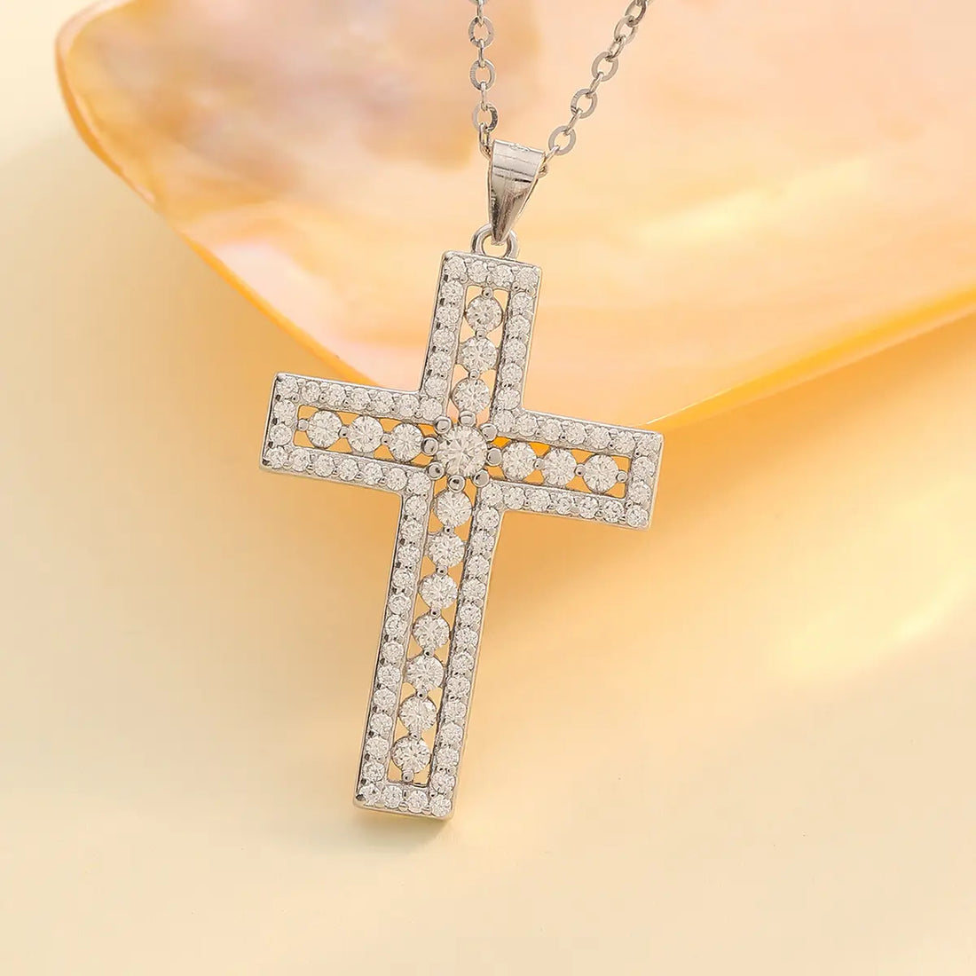 S925 Silver Plated With 18K White Gold Moissanite Cross Pendant 0.38ct