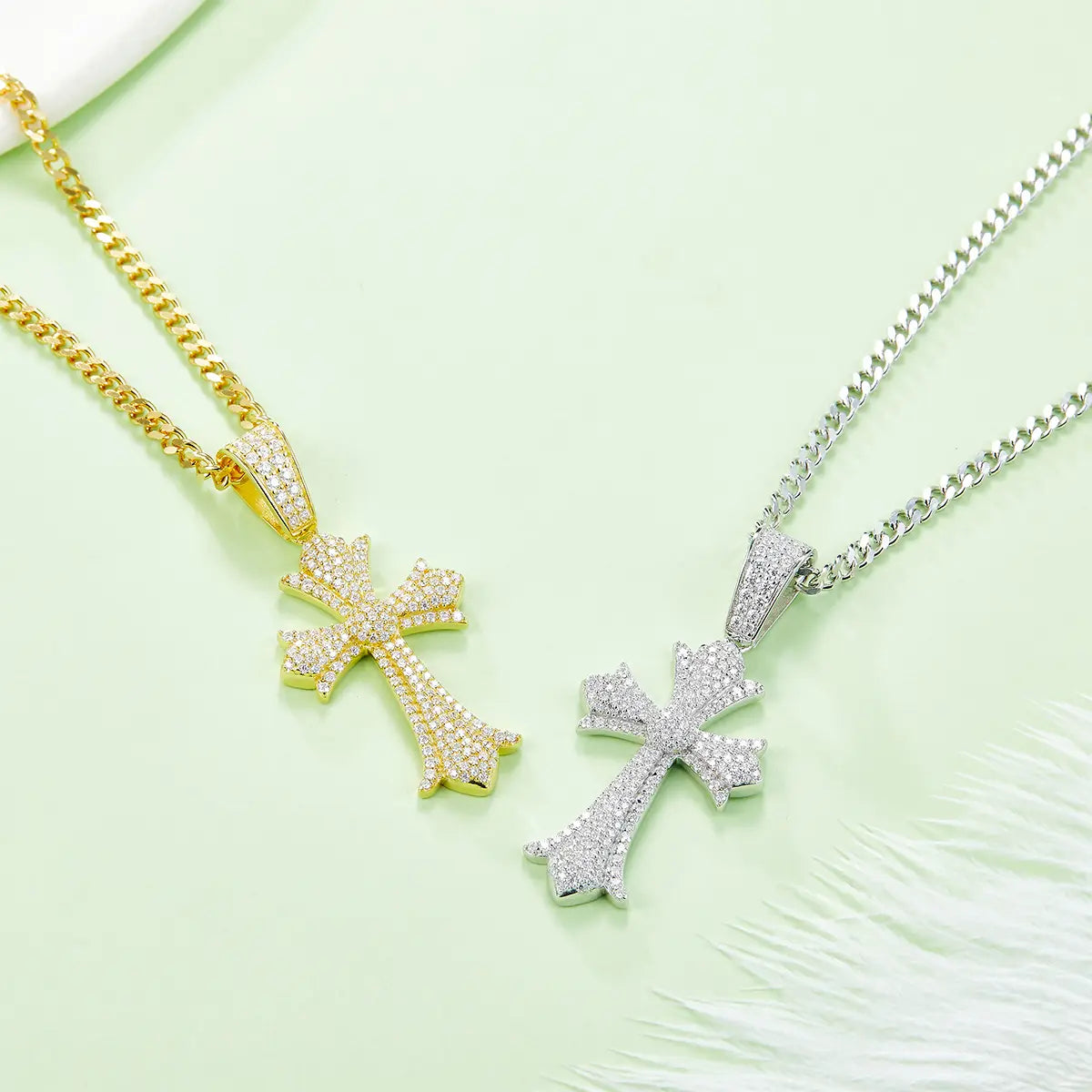 Retro Style Cross Pendant Necklace Made Of S925 Silver With Morganite Gemstones Of Grade D