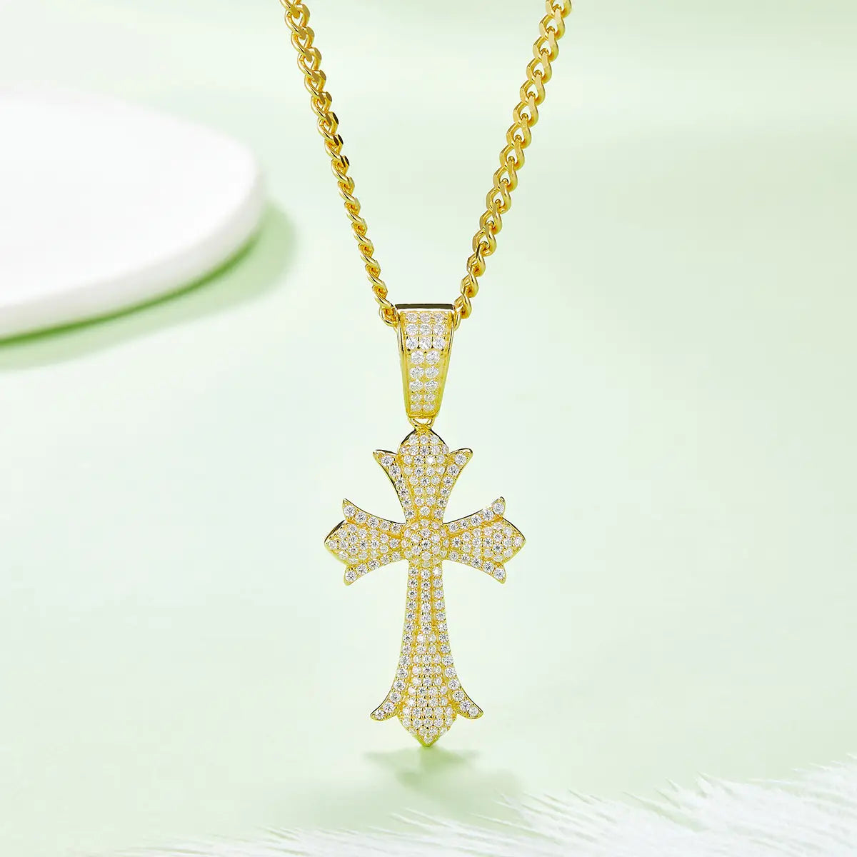 Retro Style Cross Pendant Necklace Made Of S925 Silver With Morganite Gemstones Of Grade D