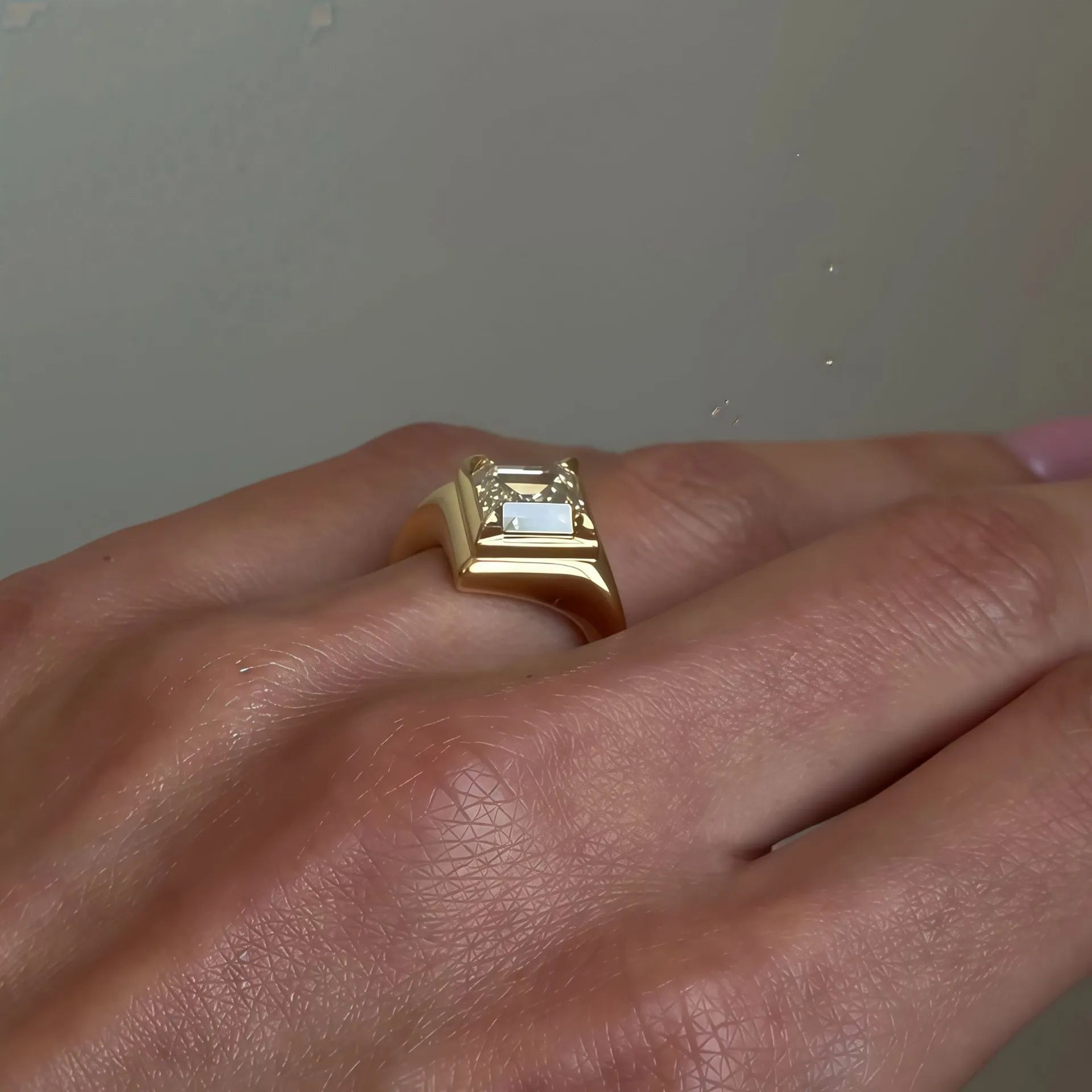 Bestseller 1~2CT Bezel Set Moissanite Wedding Ring, 18K Gold Plated S925 Silver