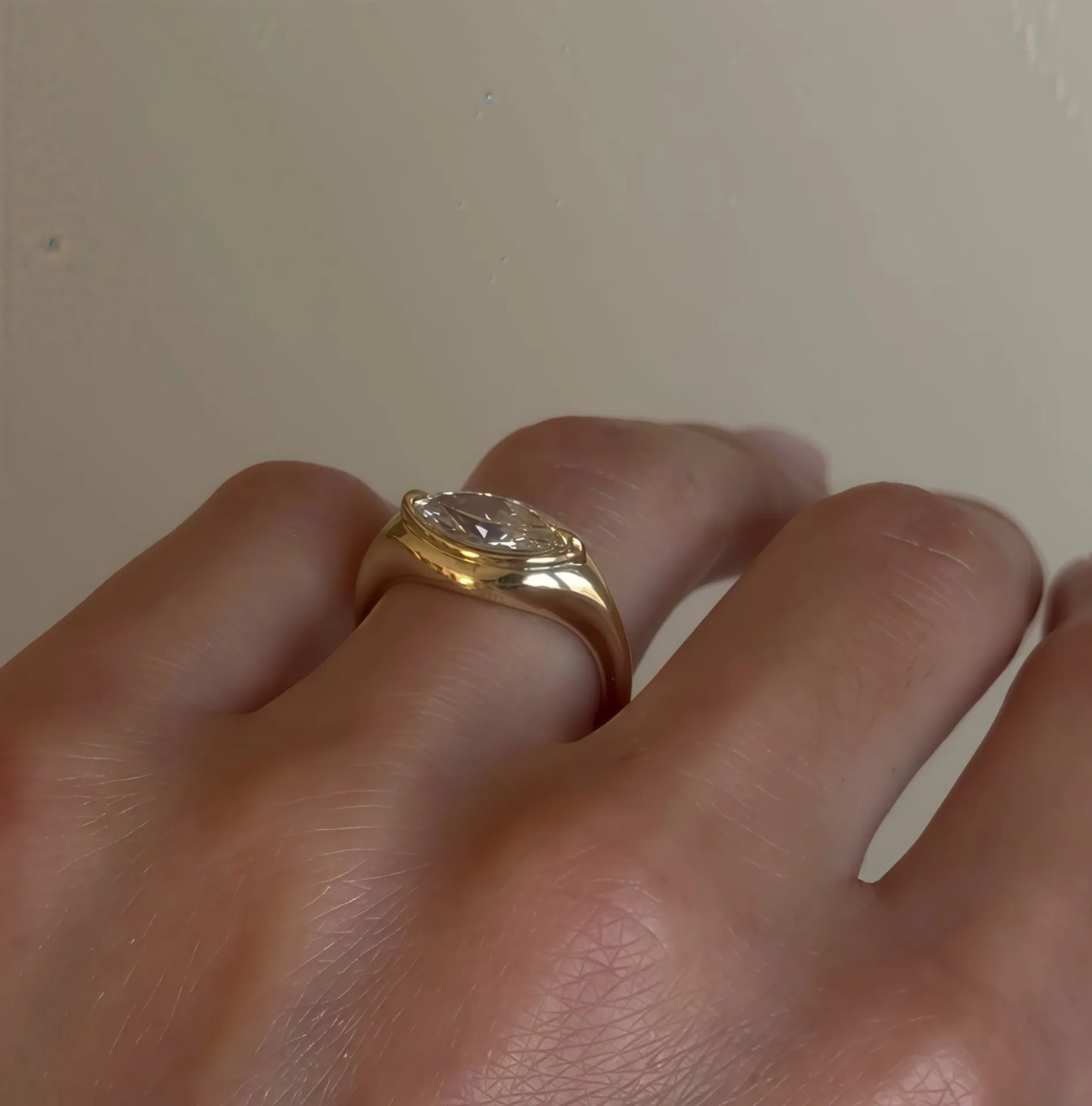 Bestseller 1~2CT Bezel Set Moissanite Wedding Ring, 18K Gold Plated S925 Silver