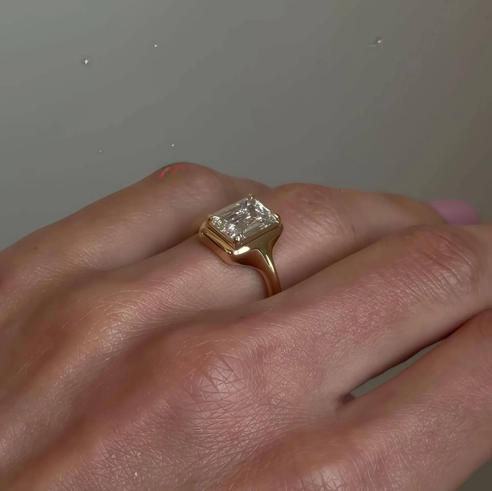 Bestseller 1~2CT Bezel Set Moissanite Wedding Ring, 18K Gold Plated S925 Silver
