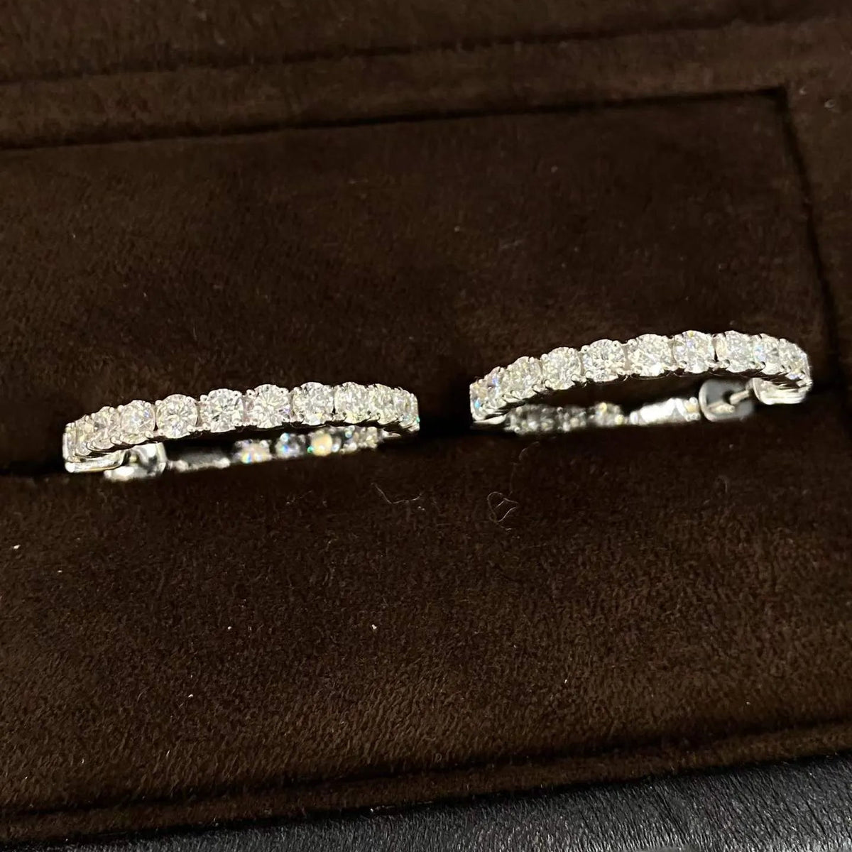 Luxury 18K Gold Full Pavé Round‑Cut Lab‑Grown Diamond Huggie Earrings