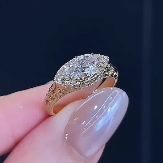 Vintage Engraved 18K Gold Marquise Lab‑Grown Diamond Solitaire Ring