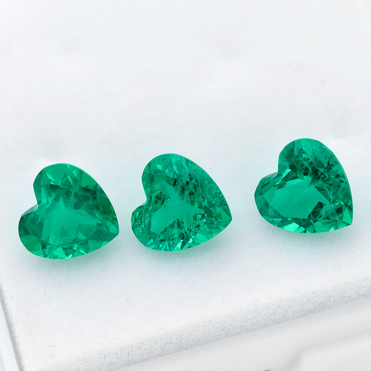 Lab Grown Colombian Emerald Heart Cut
