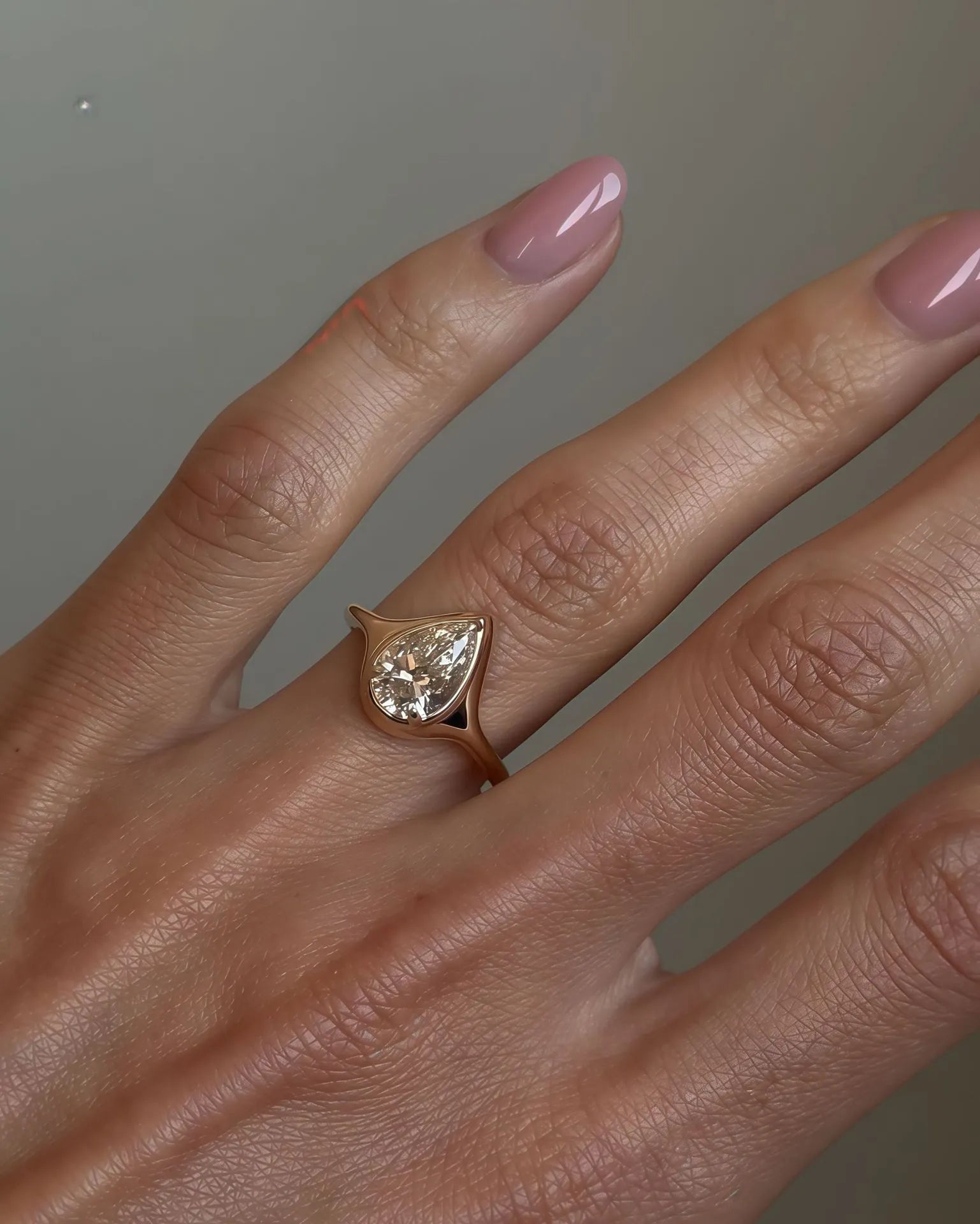 Bestseller 1~2CT Bezel Set Moissanite Wedding Ring, 18K Gold Plated S925 Silver