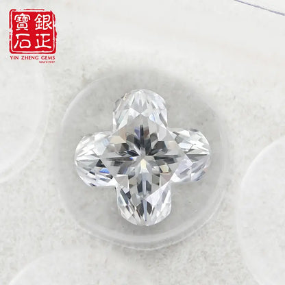 6A Grade 4 Leaf Clover Cut D Color Moissanite