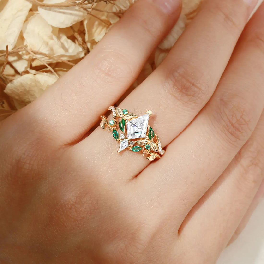 Unique Kite Shape 1CT Moissanite Ring| S925 Sterling Silver 18K Gold Plated Stackable Wedding Ring For Women