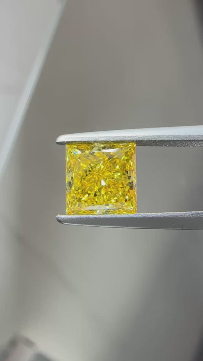 HPHT Lab Grown Yellow Color Diamonds Princess Cut 0.5ct~5.0ct VVS/VS With IGI Certificate
