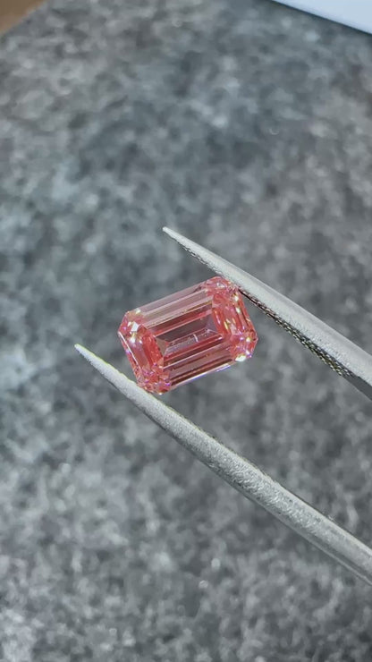 HPHT Lab Grown Pink Color Diamonds Emerald Cut 0.5ct~5.0ct VVS/VS With IGI Certificate